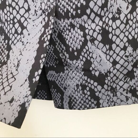 Lysse Viper Snake Stretch Pencil Skirt L Gray NEW - Picture 6 of 8